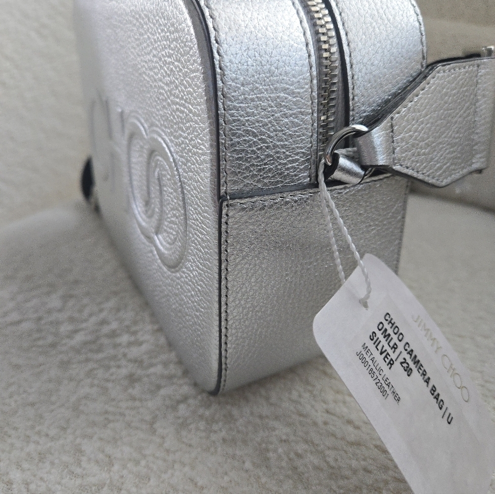 Jimmy Choo NWT Camera Bag‎ Metallic Silver Embossed Leather - Picture 6 of 16